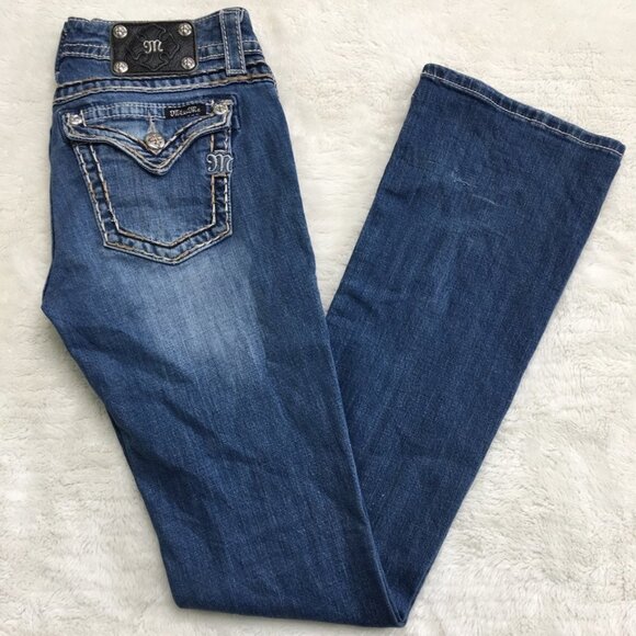 Miss Me Classic Bootcut Denim Jeans Size 28 x 32.5" - Picture 2 of 16
